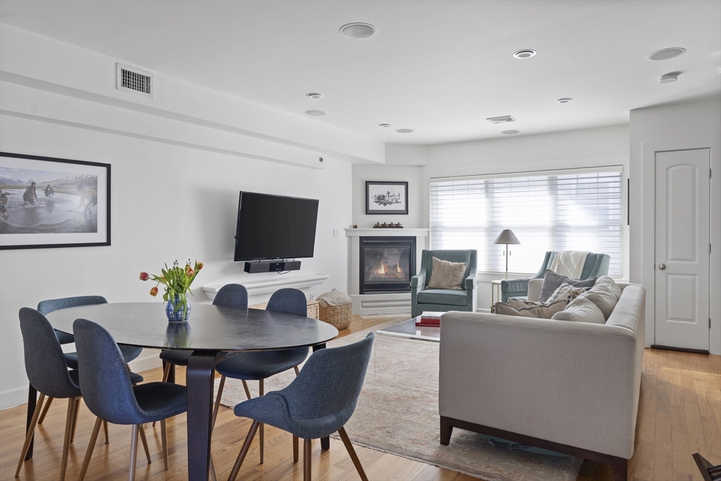 35 Middle Street, Unit A Boston, MA 02127 - Photo 9 of 24