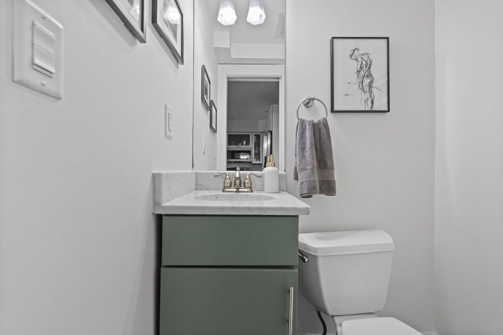 35 Middle Street, Unit A Boston, MA 02127 - Photo 10 of 24