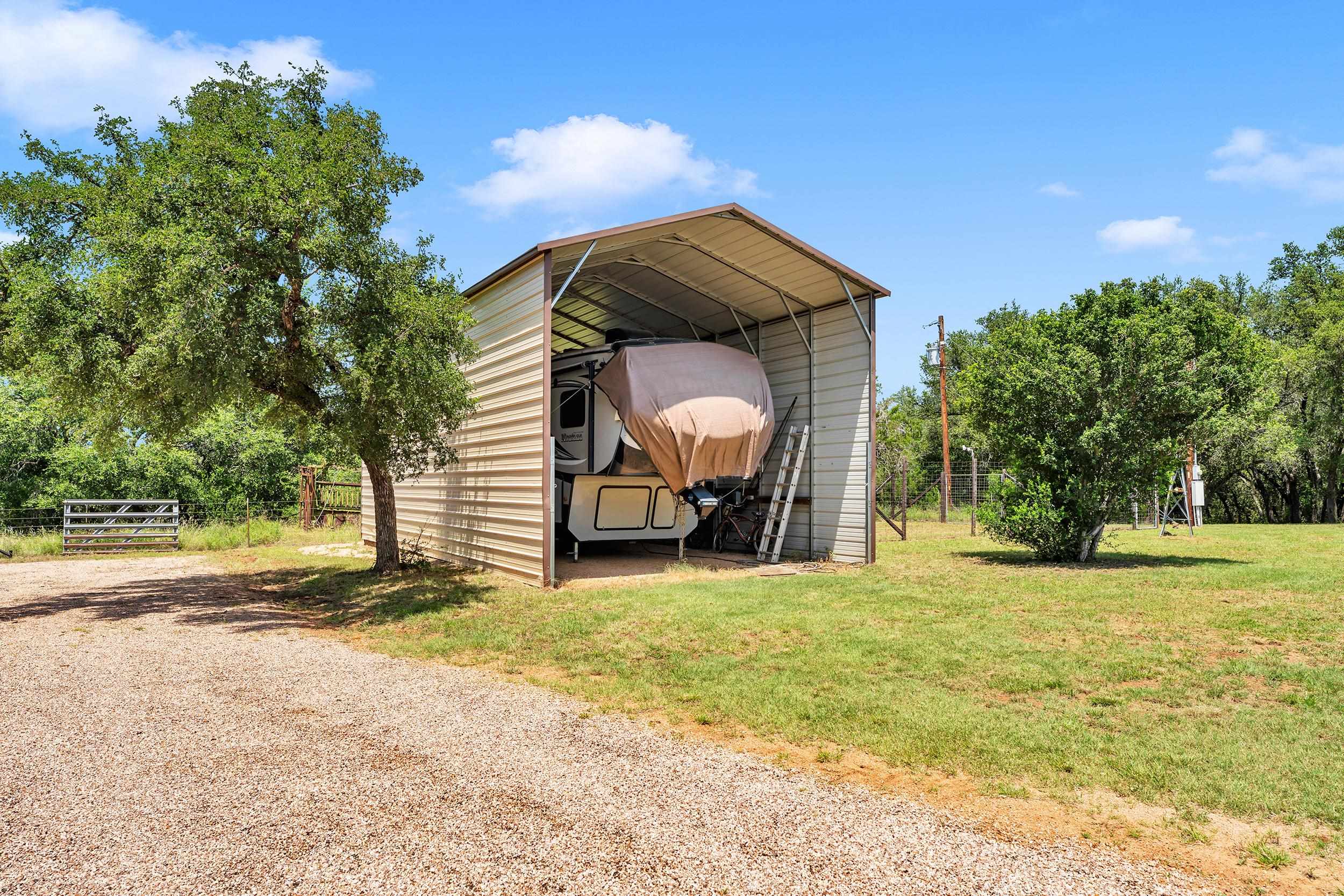 627 Ranch Road 2323 Llano, TX 78643 - Photo 35 of 44