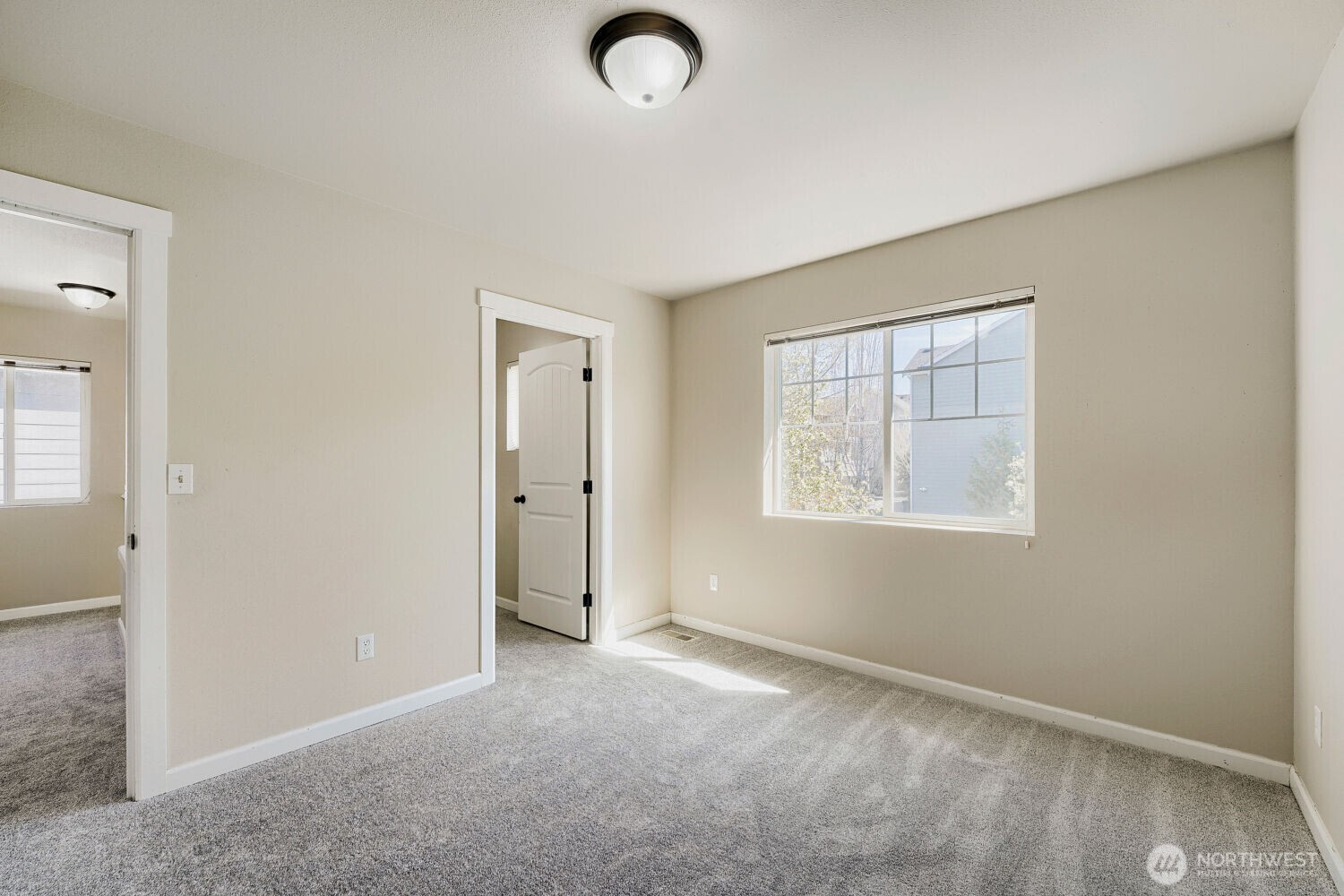 367 Graham Avenue Northeast Renton, WA 98059 - Photo 26 of 32