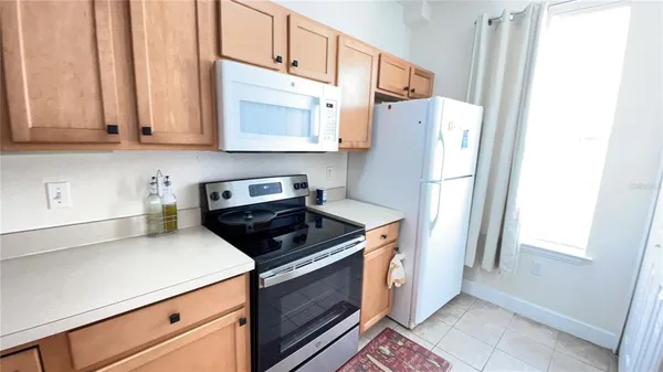 $184,900 | 859 Northwest 21st Avenue, Unit 859, Gainesville, FL 32609