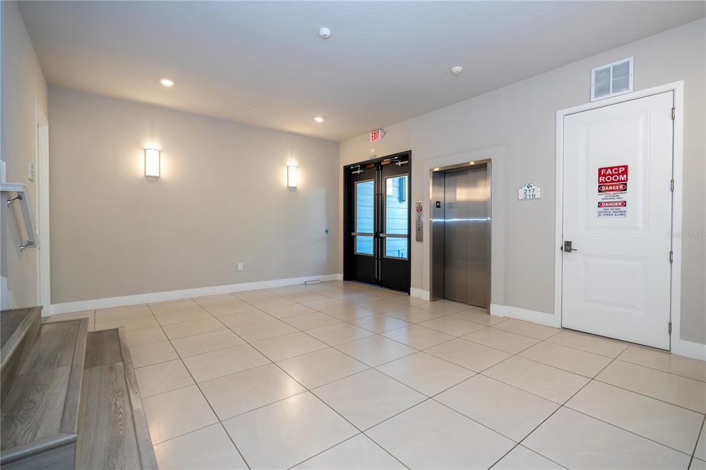7770 Sandy Ridge Drive, Unit 219 Reunion, FL 34747 - Photo 4 of 90