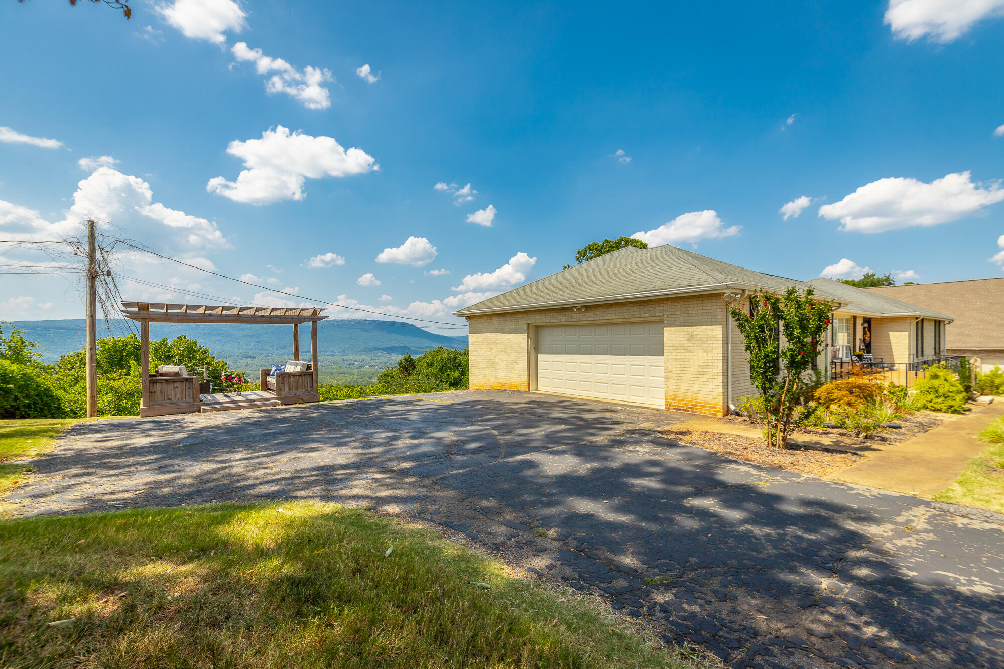 329 South Mission Ridge Drive Rossville, GA 30741 - Photo 65 of 88 329 South Mission Ridge Drive HD-86