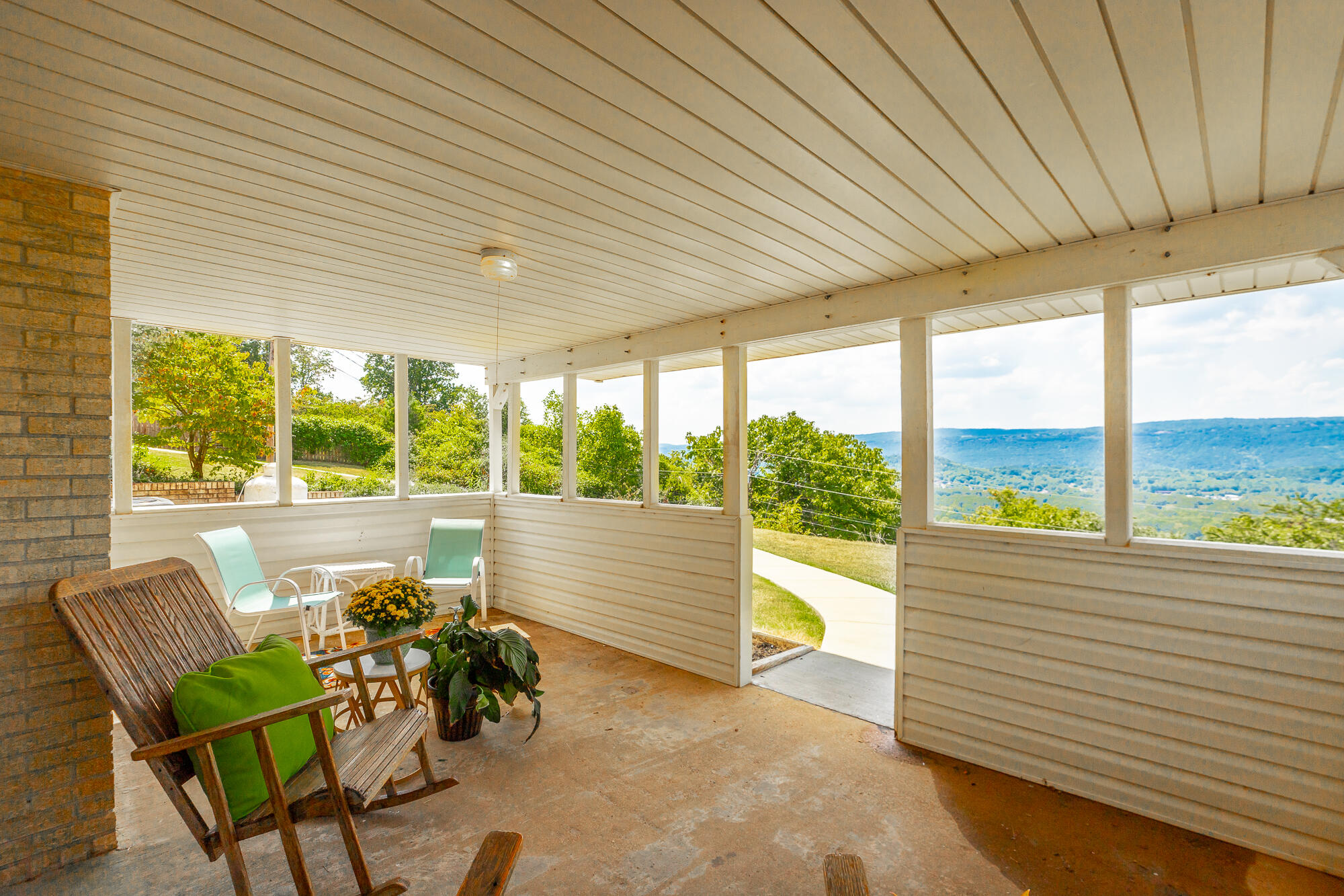 329 South Mission Ridge Drive Rossville, GA 30741 - Photo 74 of 88 329 South Mission Ridge Drive HD-97