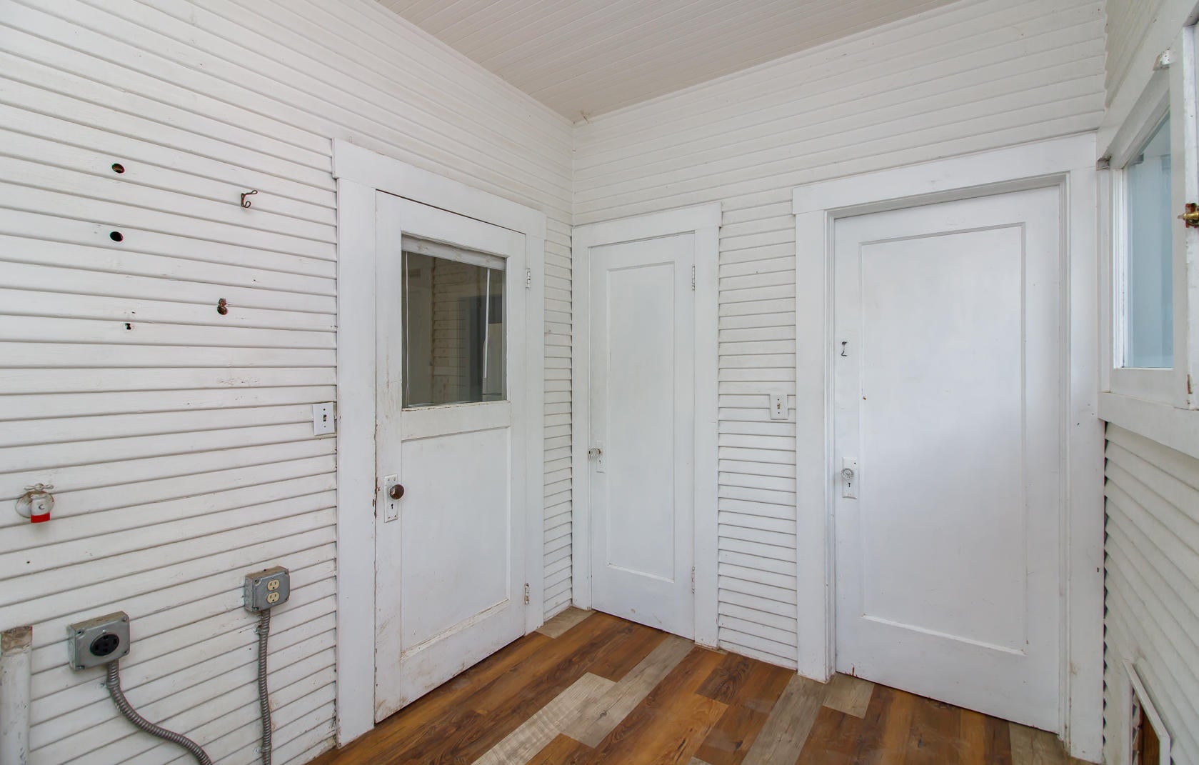 1027 Reddy Avenue Medford, OR 97504 - Photo 17 of 22 16