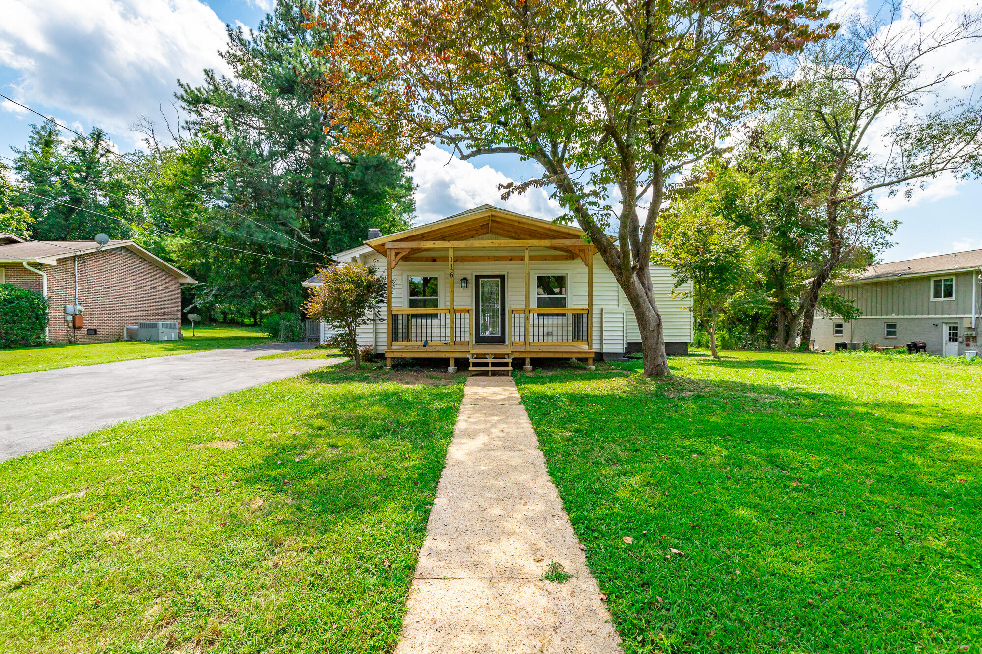 116 Harding Road Chattanooga, TN 37415 - Photo 4 of 69 116 Harding Road HD-80