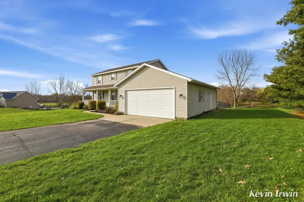 $529,900 | 7233 Russet Trail Northeast, Rockford, MI 49341