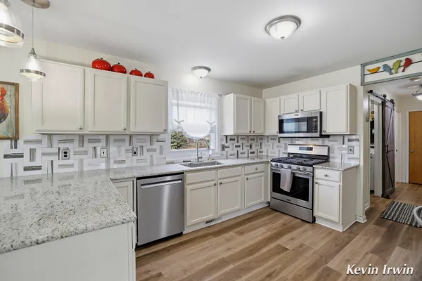 $529,900 | 7233 Russet Trail Northeast, Rockford, MI 49341