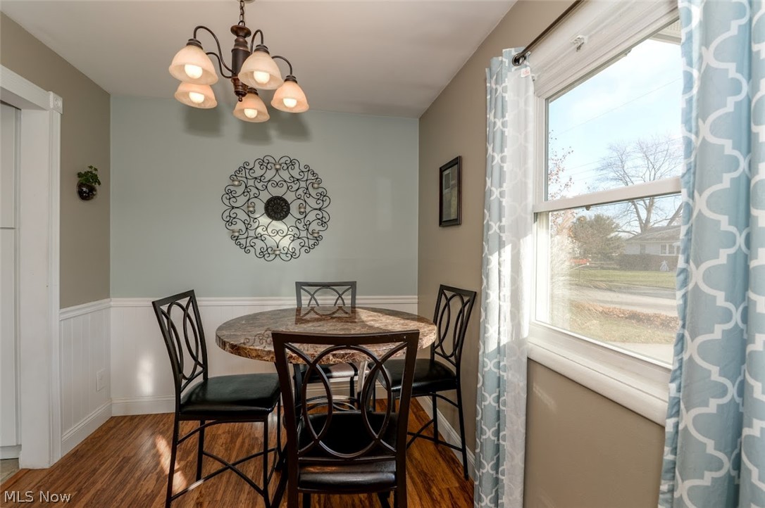 4058 Kenneth Road Stow, OH 44224 - Photo 5 of 23