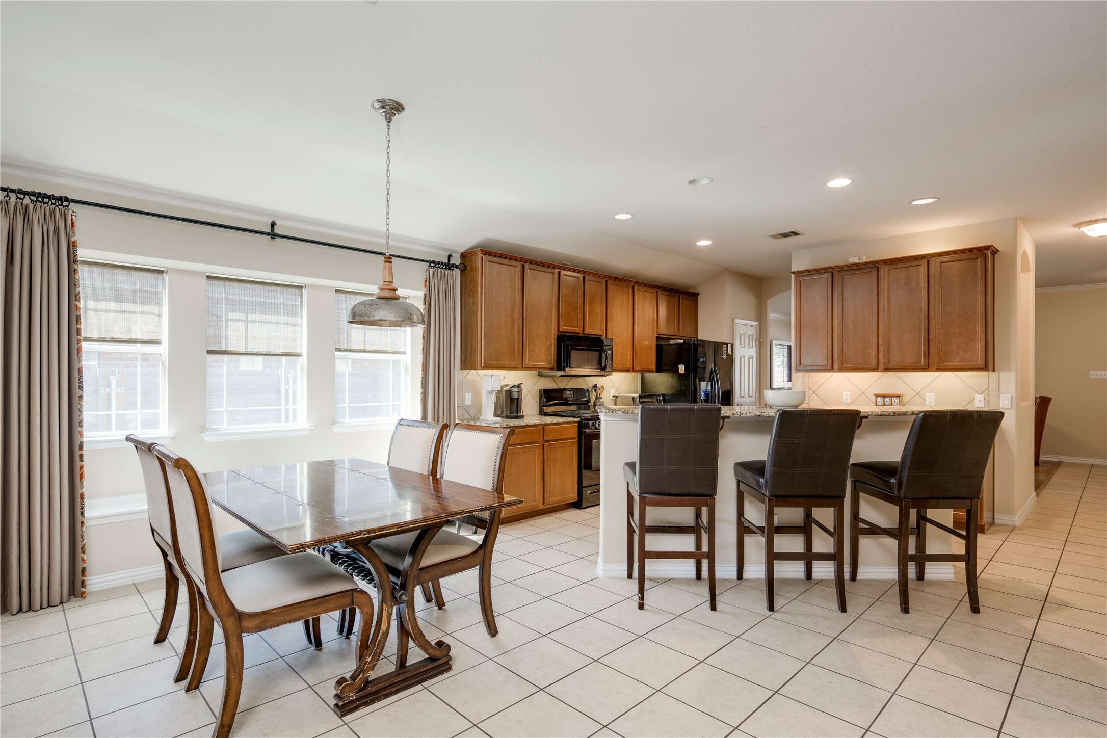 1323 Talley Loop Buda, TX 78610 - Photo 11 of 31