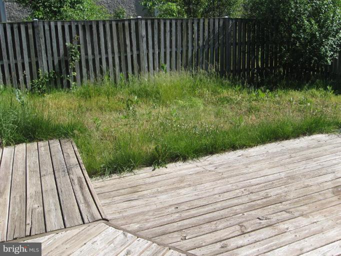 7477 Lone Star Road Lorton, VA 22079 - Photo 3 of 8 Deck