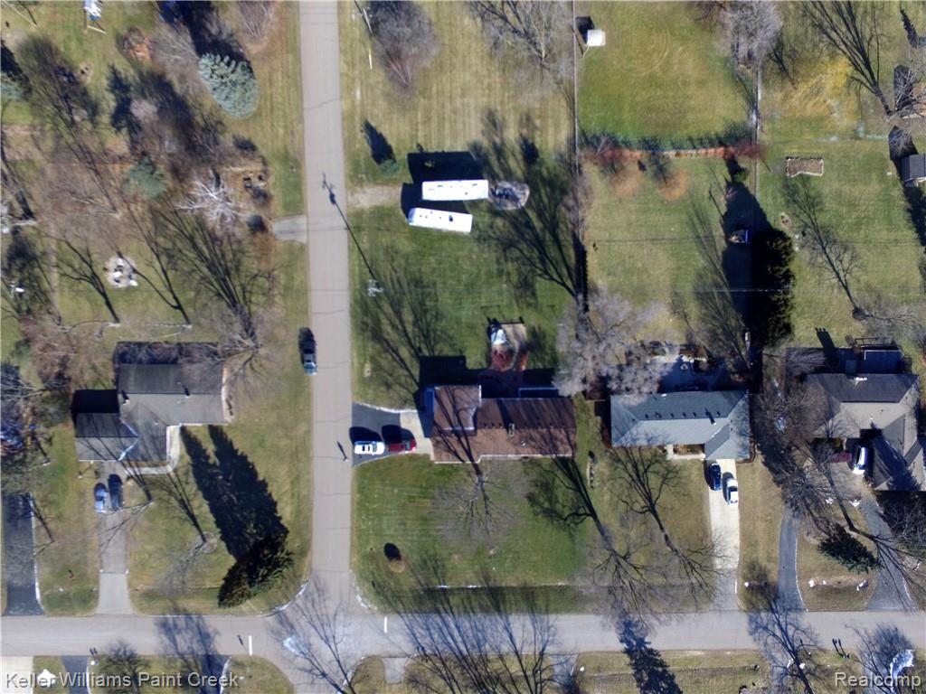 263 Booth Road Troy, MI 48085 - Photo 57 of 67 DJI_0189.JPG