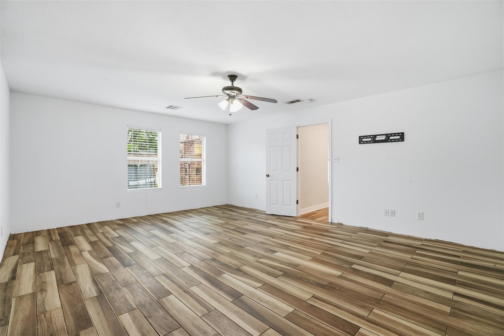 8131 Warren Road Houston, TX 77040 - Photo 14 of 22