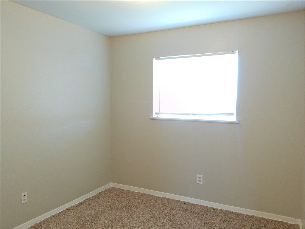 742 Purdue Road Corpus Christi, TX 78418 - Photo 5 of 11