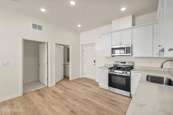 $607,905 | 310 East Birch Avenue, Unit 203, Flagstaff, AZ 86001