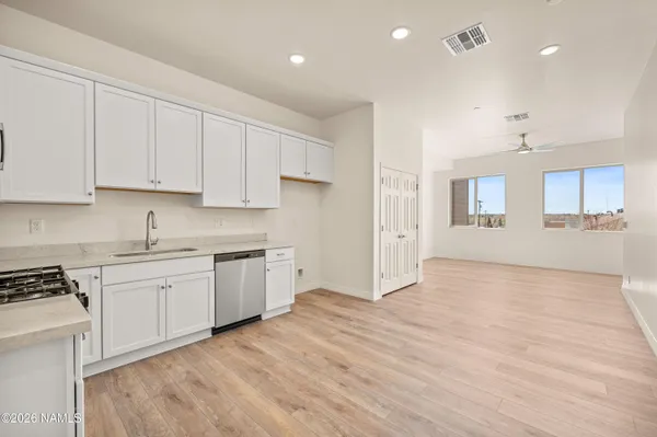 $607,905 | 310 East Birch Avenue, Unit 203, Flagstaff, AZ 86001