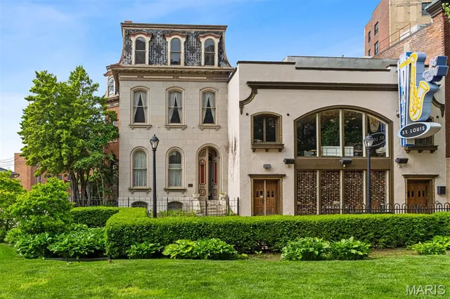 $774,000 | 3534 Washington Avenue, St. Louis, MO 63103