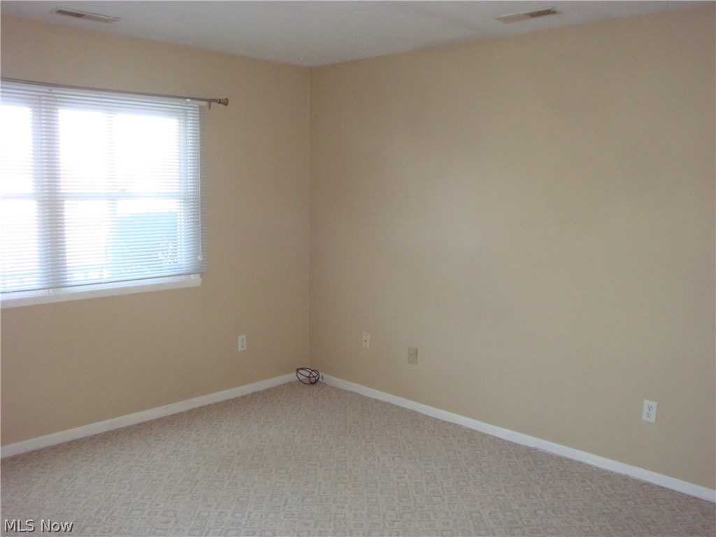 6340 Maplewood Road Mayfield Heights, OH 44124 - Photo 20 of 26 BEDROOM