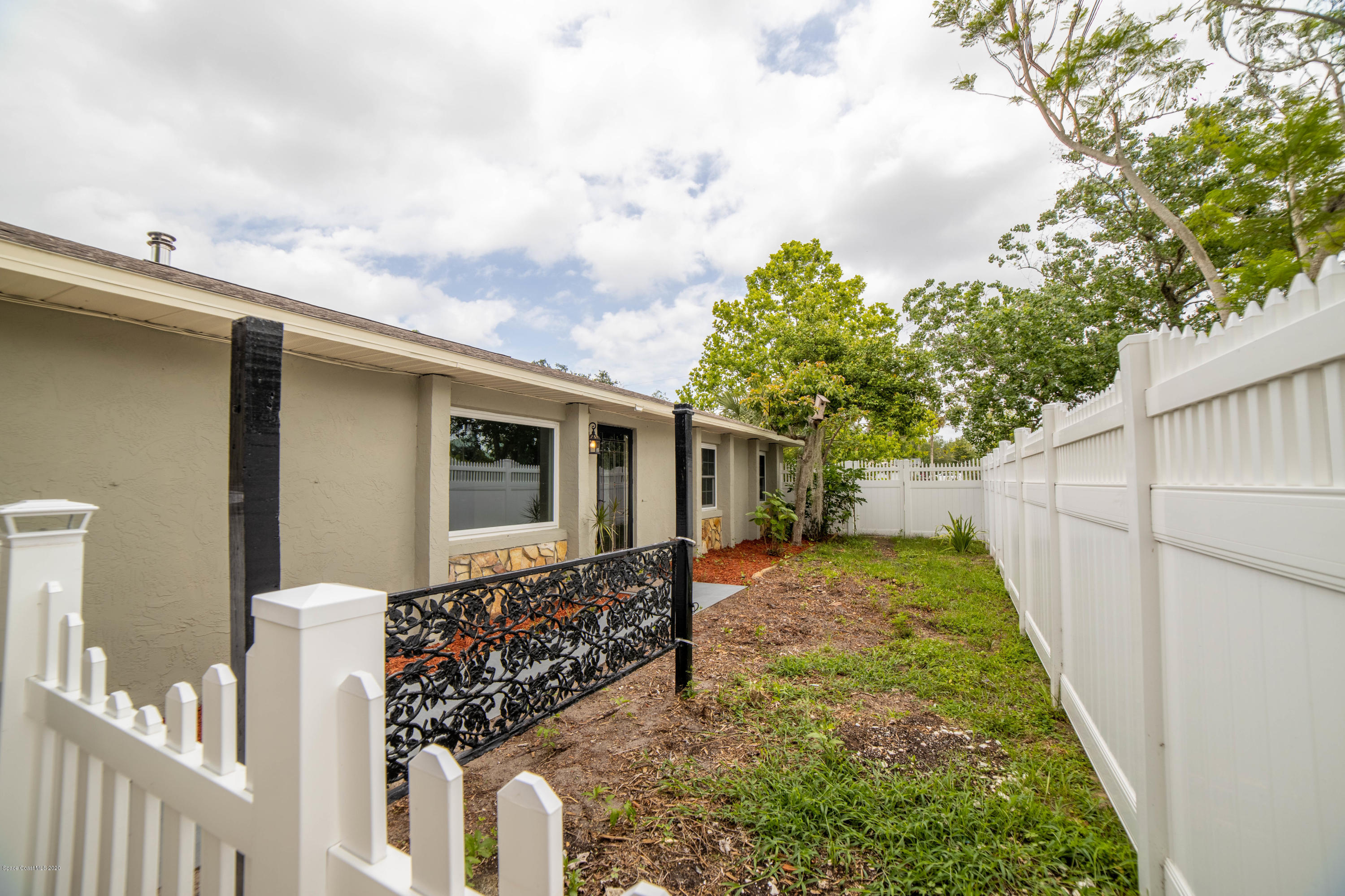 3100 Parrish Road Titusville, FL 32796 - Photo 2 of 19 0E4A4222-HDR