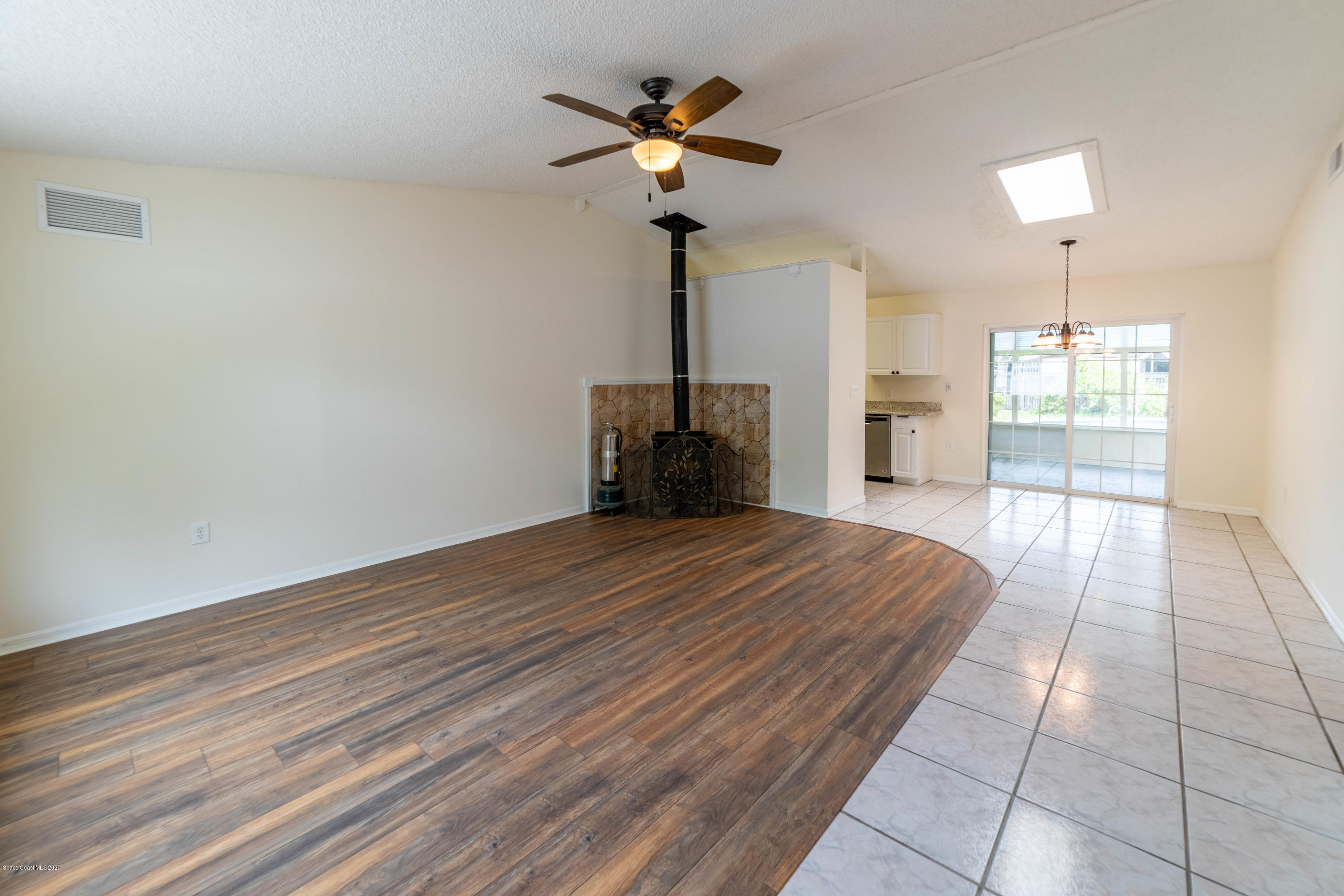 3100 Parrish Road Titusville, FL 32796 - Photo 5 of 19 0E4A4082-HDR