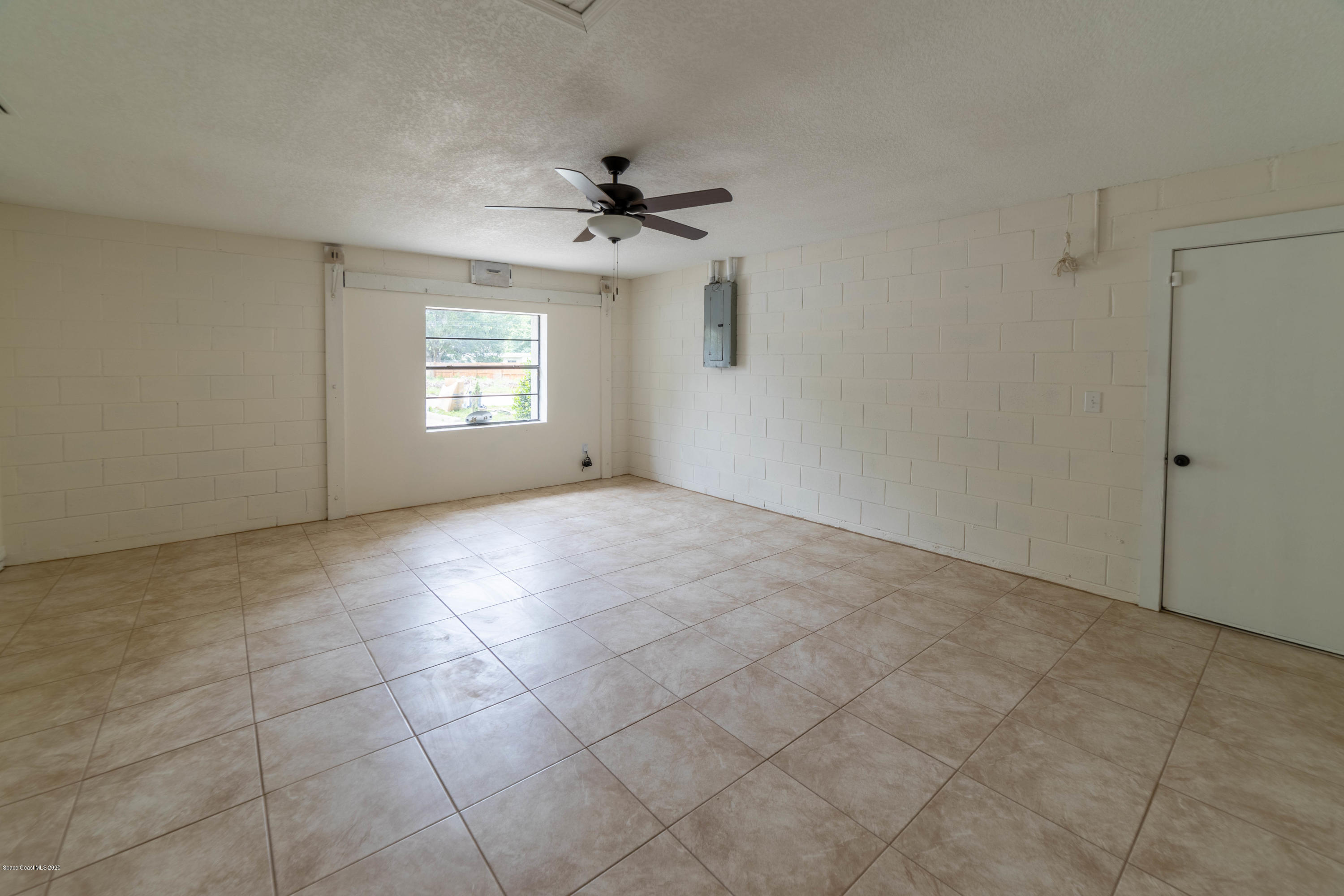 3100 Parrish Road Titusville, FL 32796 - Photo 9 of 19 0E4A4067-HDR