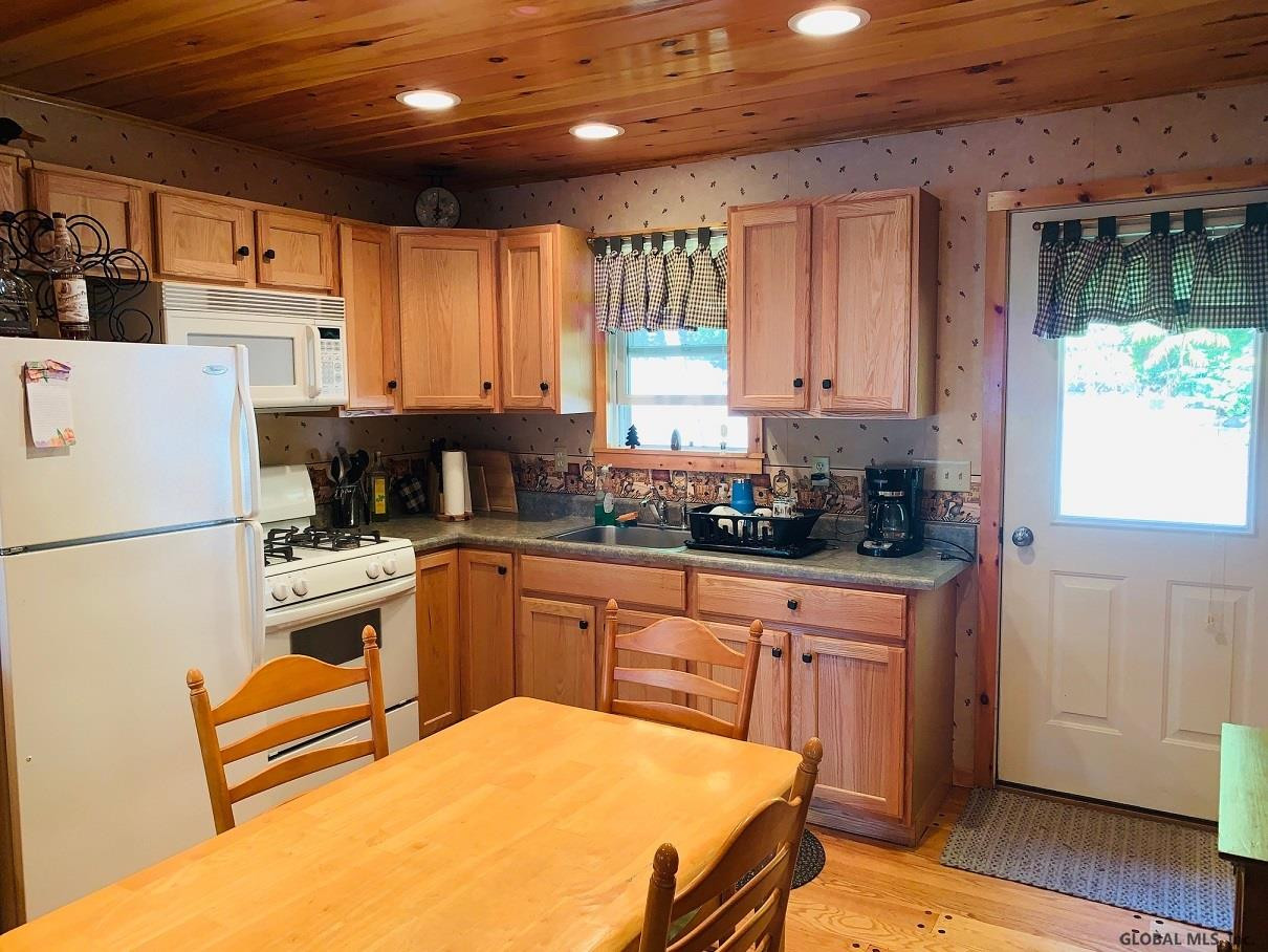 286 Fraternaland Road Schroon, NY 12858 - Photo 10 of 20 Photo 10