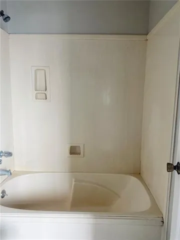 $950 | Undisclosed Address, Hammond, LA 70403