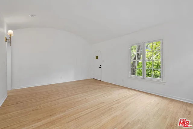 $1,021,000 | 951 North Martel Avenue, Los Angeles, CA 90046