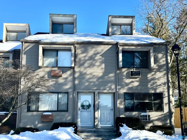 $3,100 | 168 Belltown Road, Unit 30, Stamford, CT 06905