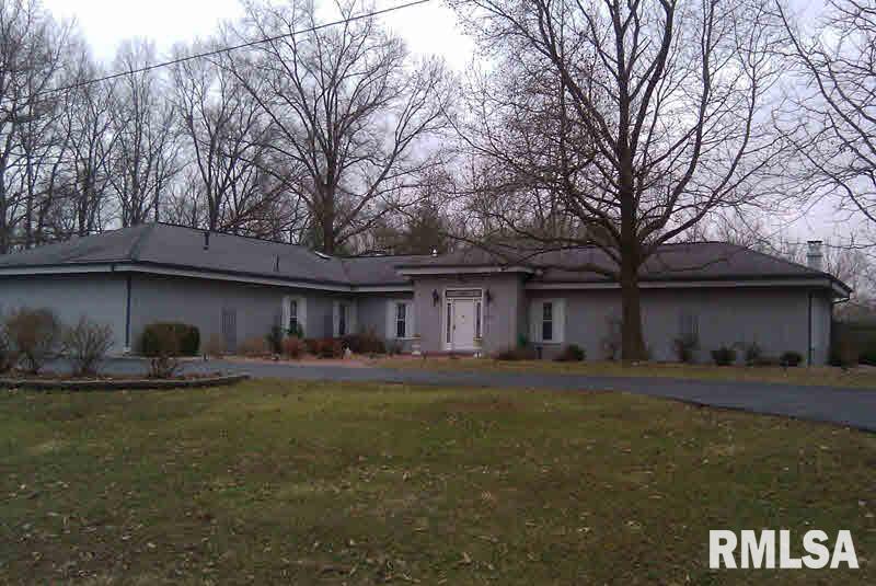4446-c J Cj Heck Road Salem, IL 62881 - Photo 1 of 11