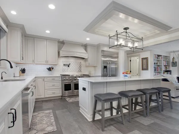 $2,295,000 | 1850 North Mulford Road, Rockford, IL 61107