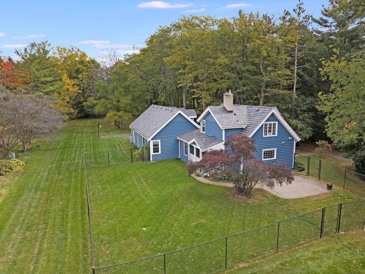 1850 North Mulford Road Rockford, IL 61107 - Photo 35 of 42 a house view with a garden space