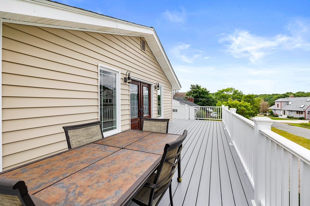 100 Madeline Road Falmouth, MA 02536 - Photo 8 of 29