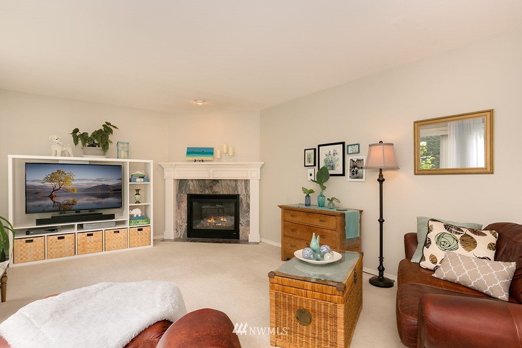 114 198th Place Southwest Bothell, WA 98012 - Photo 11 of 25