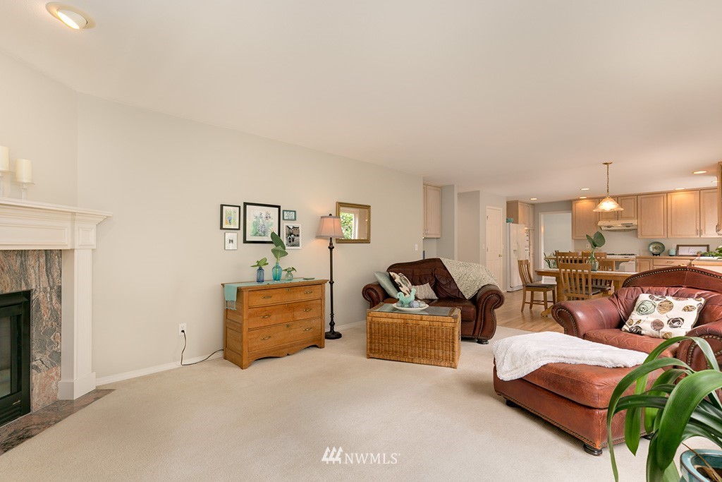 114 198th Place Southwest Bothell, WA 98012 - Photo 12 of 25