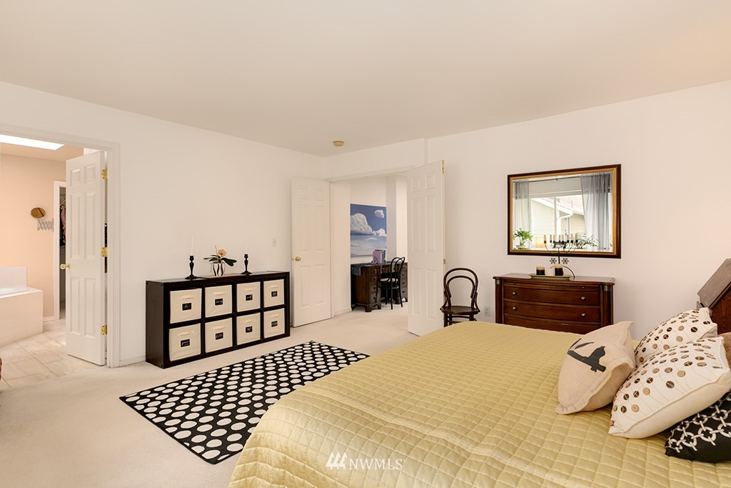 114 198th Place Southwest Bothell, WA 98012 - Photo 17 of 25
