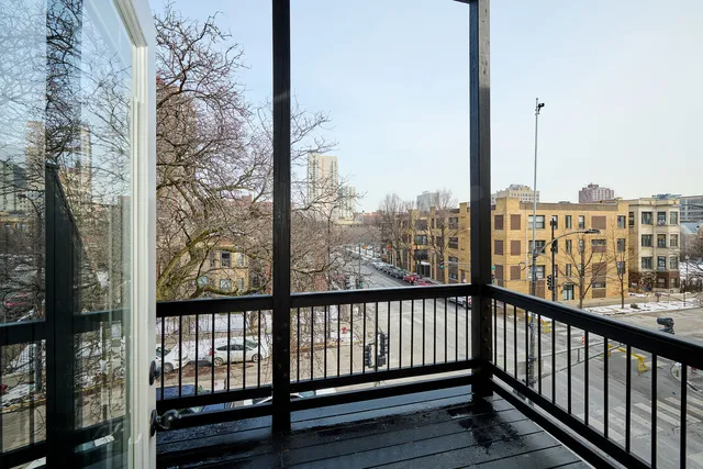 $3,995 | 5200 North Winthrop Avenue, Unit 2S, Chicago, IL 60640