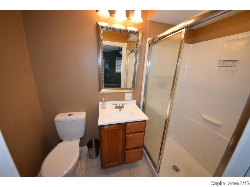 100 Cartwright Drive Springfield, IL 62702 - Photo 17 of 22