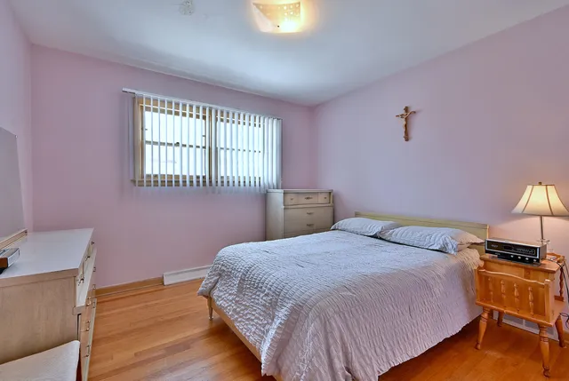 $499,000 | 7421 West Oakton Street, Niles, IL 60714