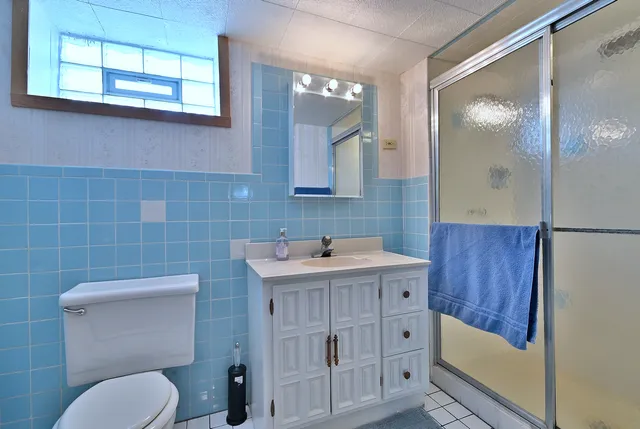 $499,000 | 7421 West Oakton Street, Niles, IL 60714