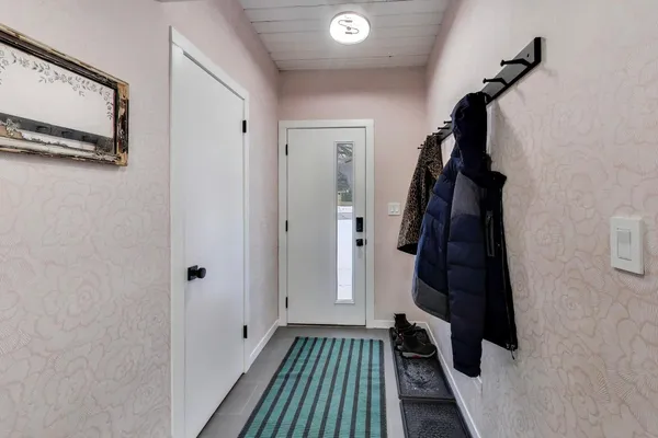 a view of walk in closet