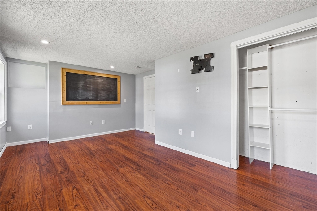 30 Rising Street Agawam, MA 01030 - Photo 20 of 41 Gallery Image 20
