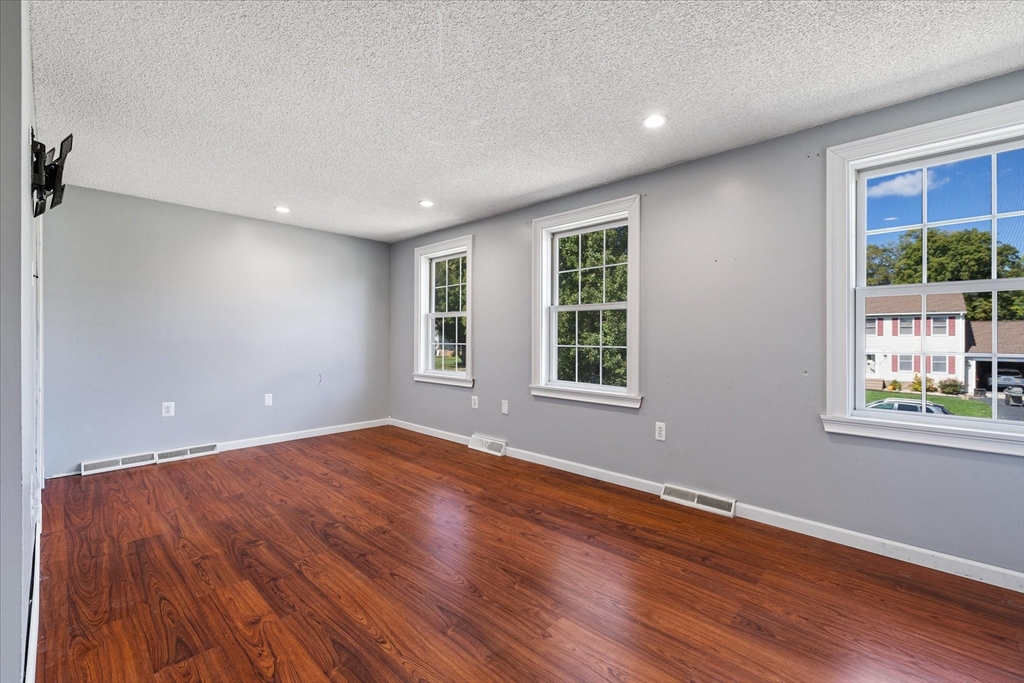 30 Rising Street Agawam, MA 01030 - Photo 21 of 41 Gallery Image 21