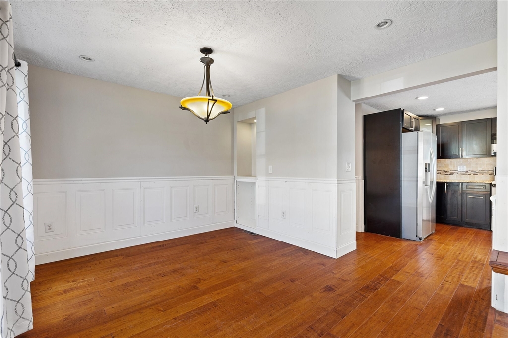 30 Rising Street Agawam, MA 01030 - Photo 8 of 41 Gallery Image 8