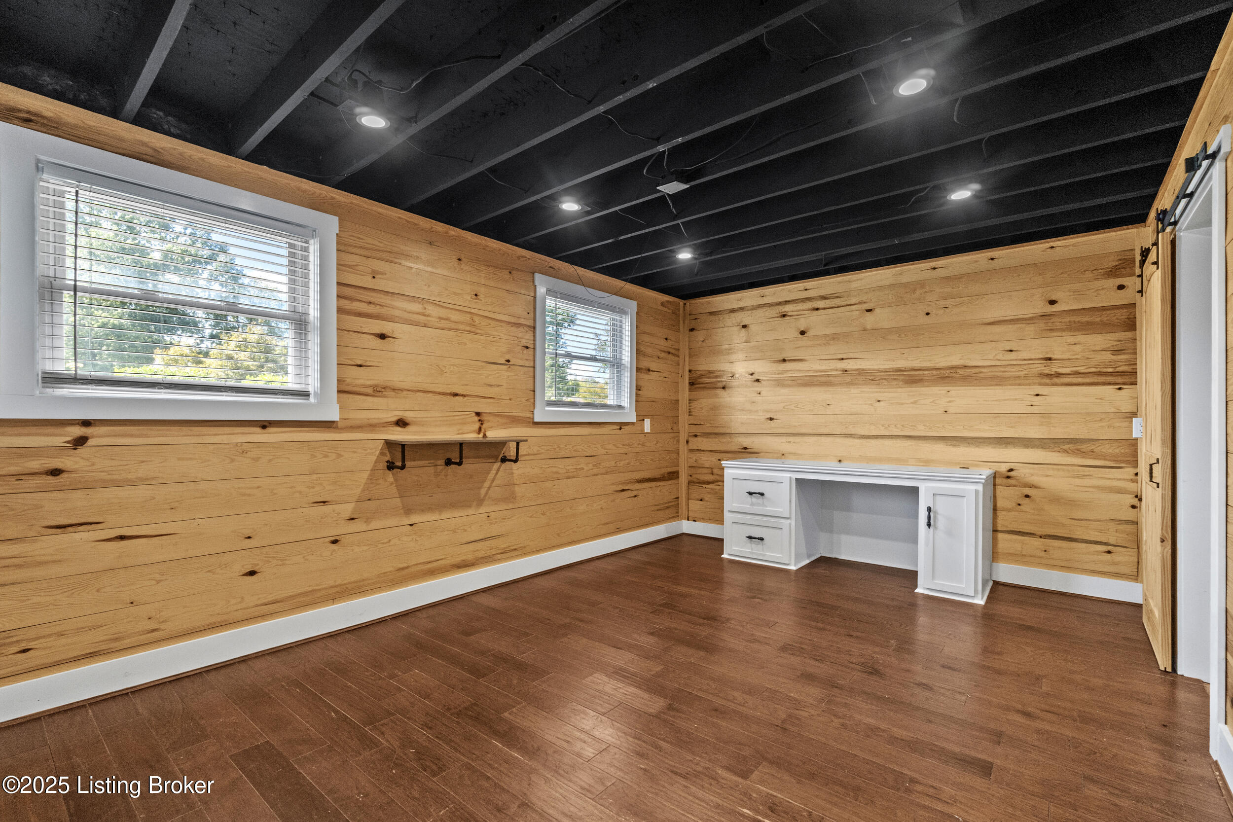4531 Sandhill Road Louisville, KY 40219 - Photo 27 of 37 dsc08571