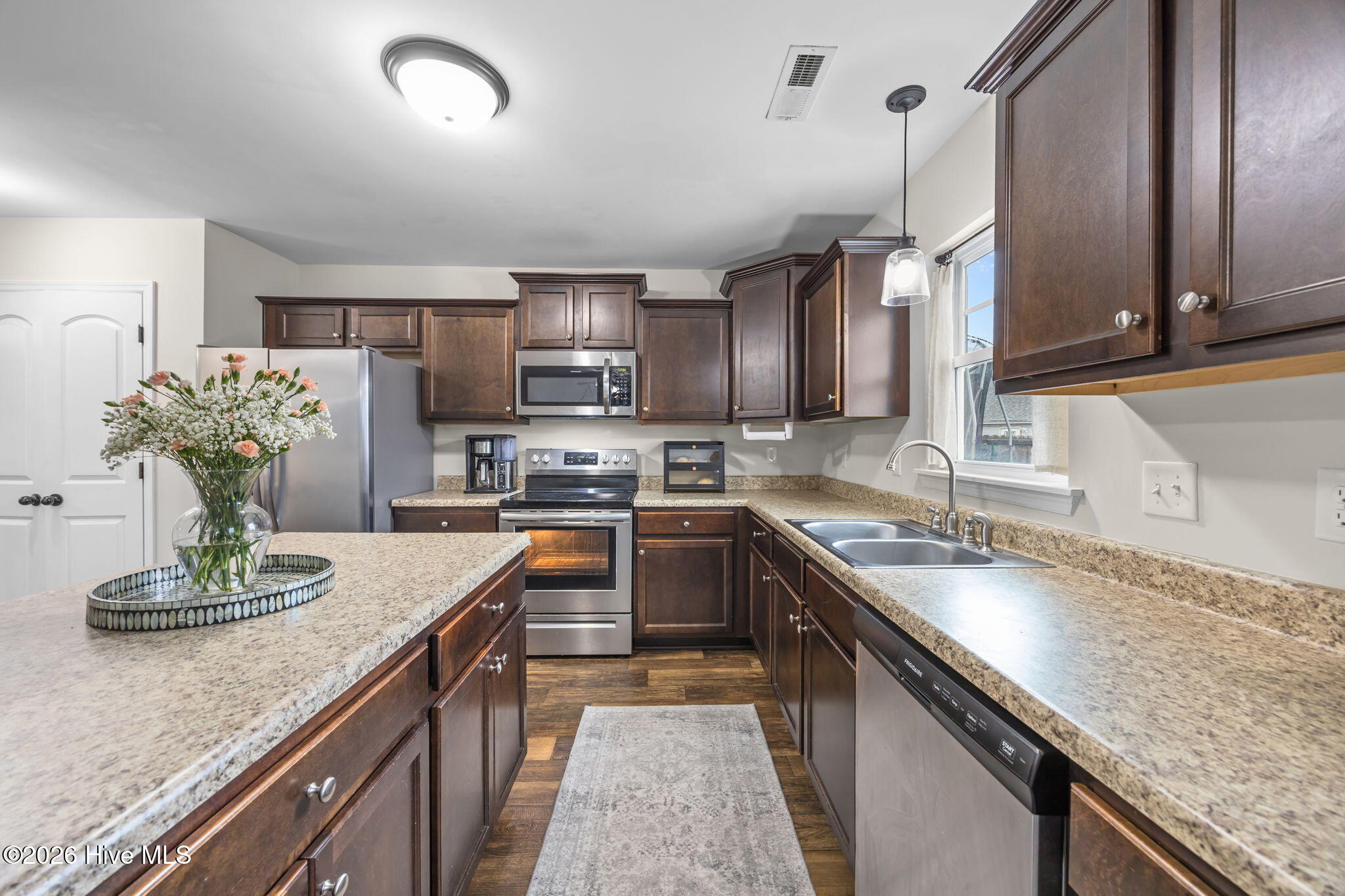 106 Chasity Way Hubert, NC 28539 - Photo 13 of 42 10-web-or-mls-106 Chastity Way 27