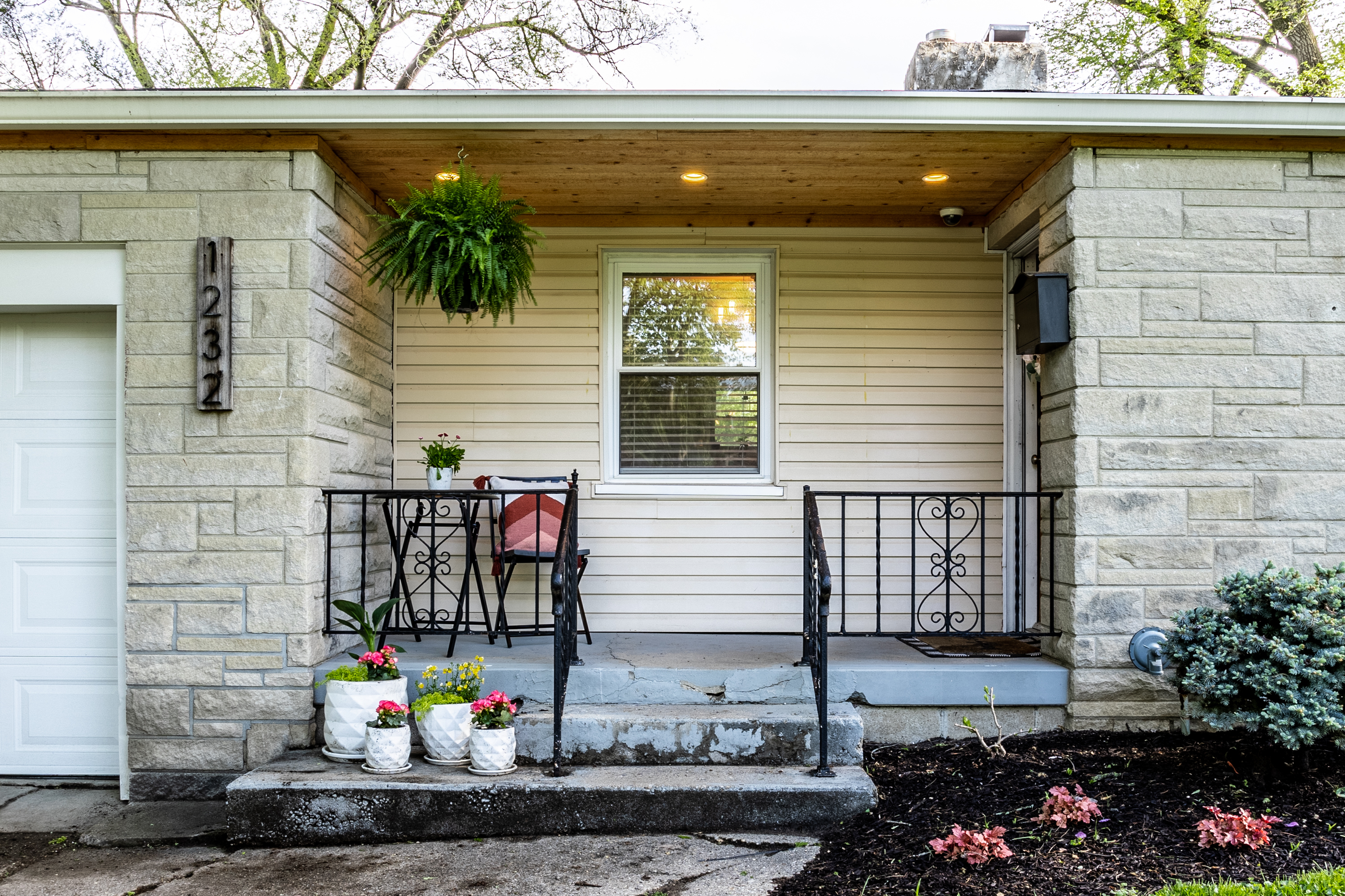 1232 Rowin Road Indianapolis, IN 46220 - Photo 2 of 34 Gallery Image 2