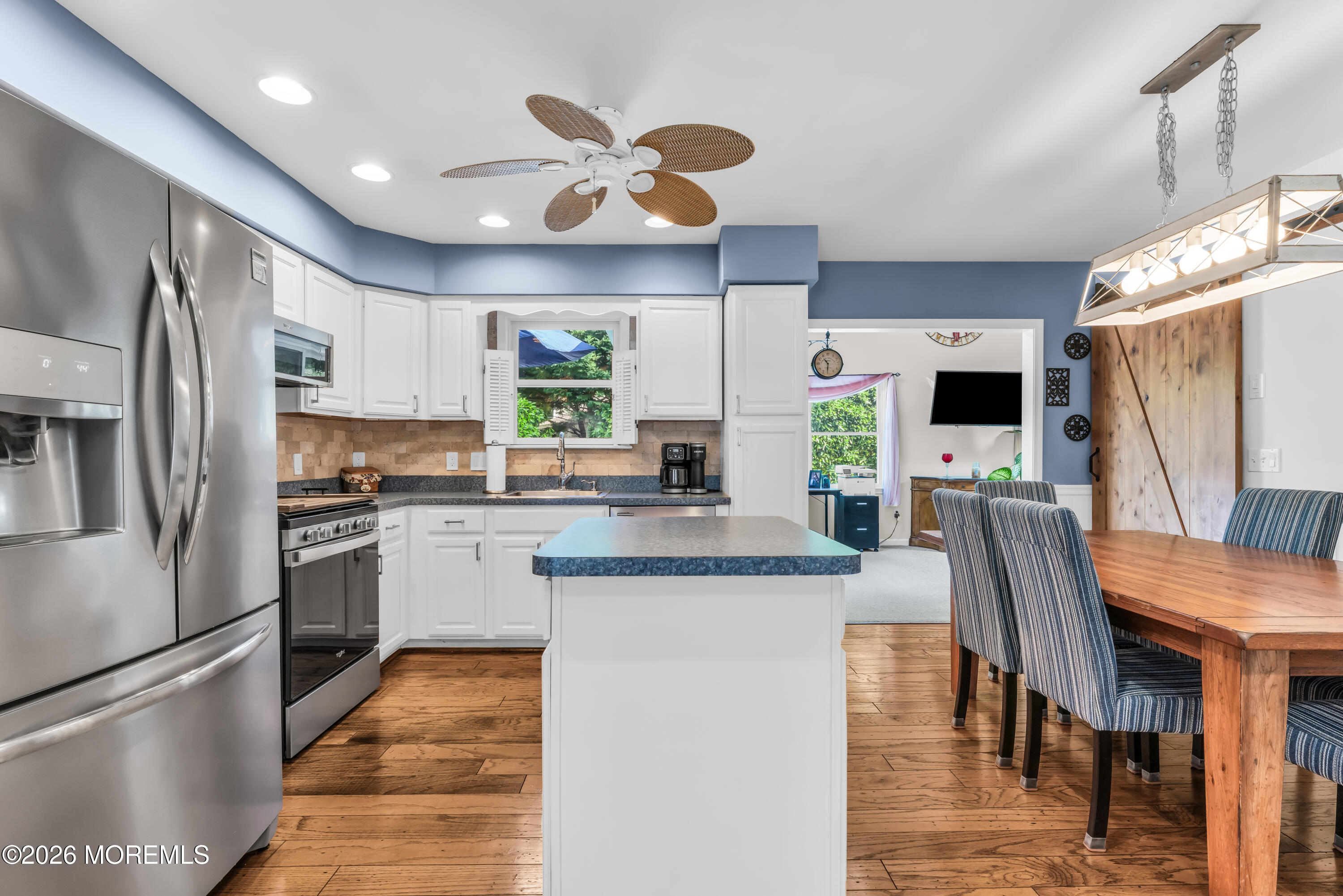 212 Yeoman Road Manahawkin, NJ 08050 - Photo 8 of 34 photos_high_resolution_HOM06588