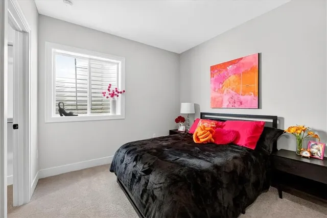 $450,000 | 6448 Northwest Cross Road, Parkville, MO 64152