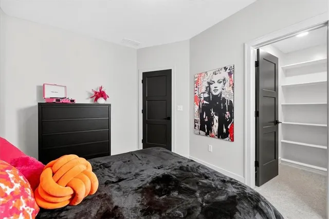 $450,000 | 6448 Northwest Cross Road, Parkville, MO 64152